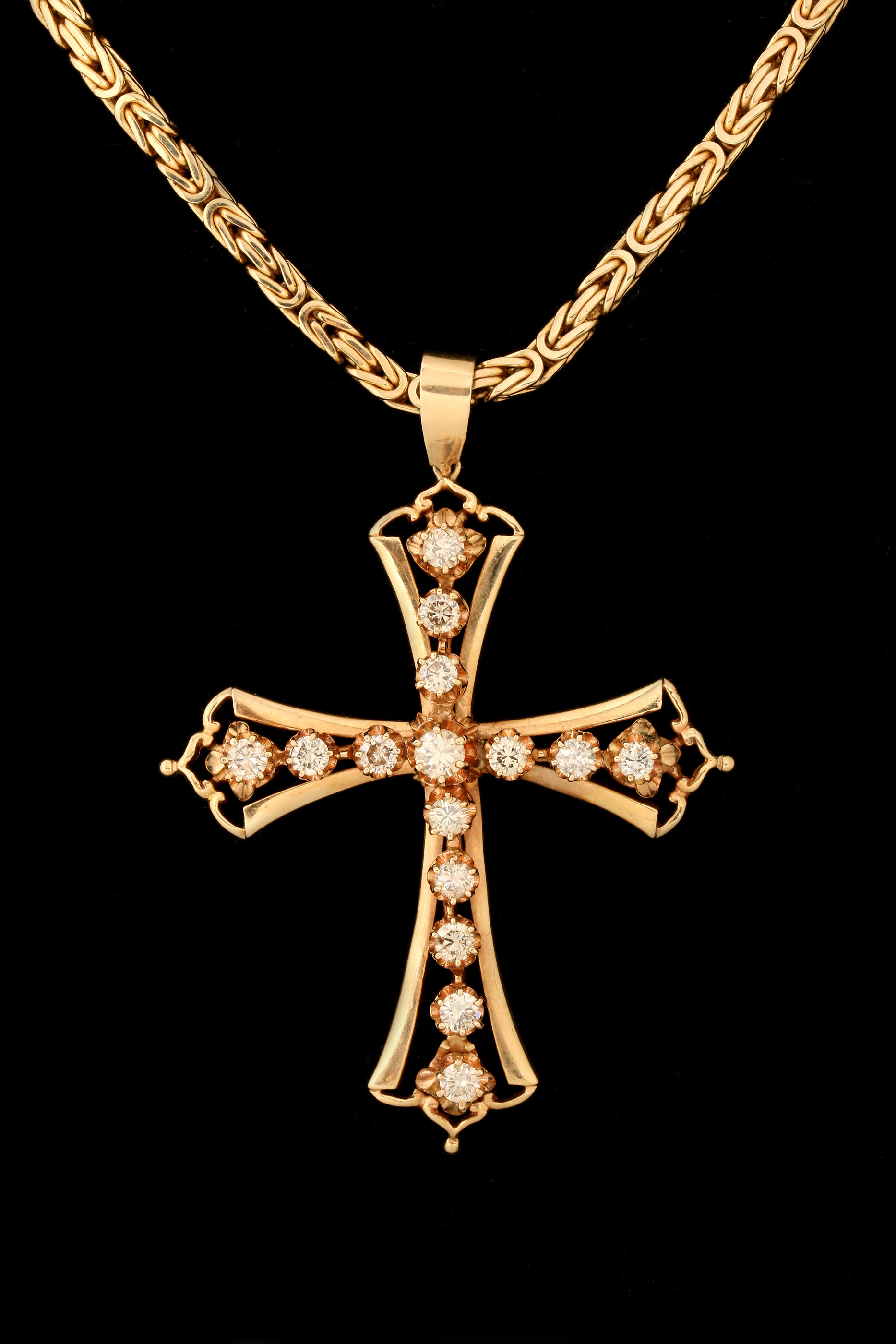 A 14K GOLD DIAMOND CROSS APPROX 2.75 CARATS TOTAL 