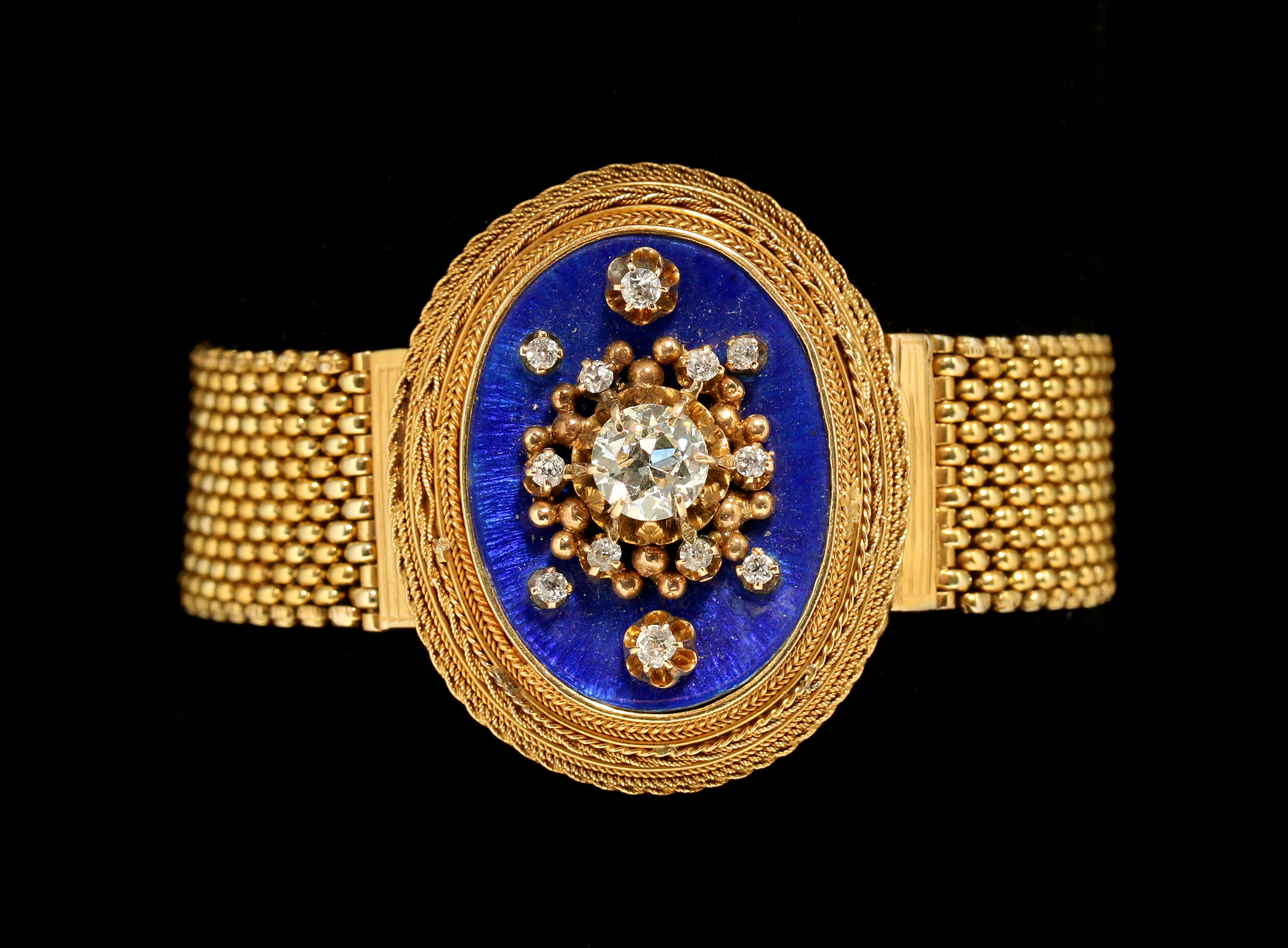 AN EXCEPTIONAL 1 CARAT DIAMOND VICTORIAN BRACELET