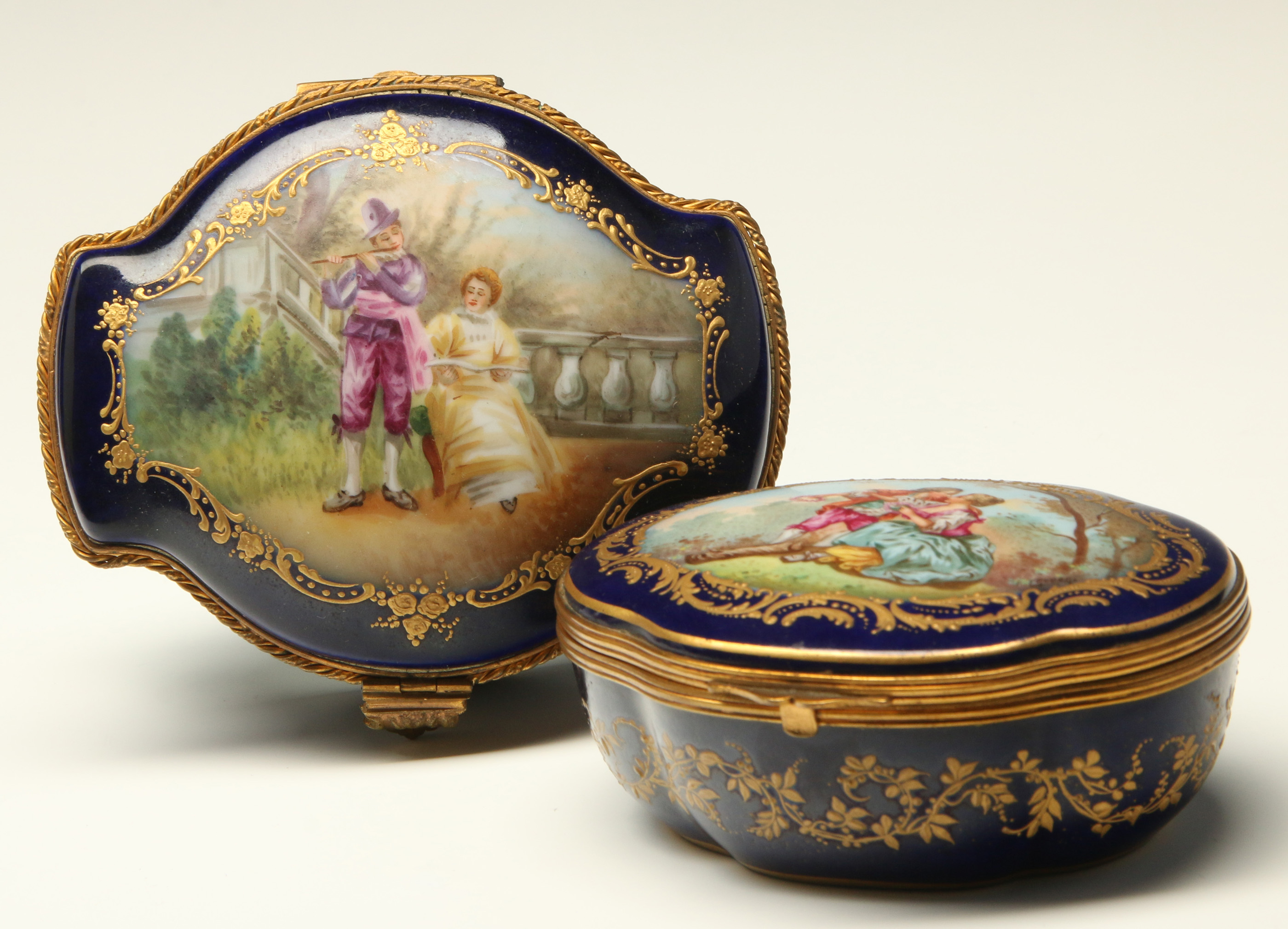 TWO CIRCA 1900 SEVRES PORCELAIN TRINKET BOXES