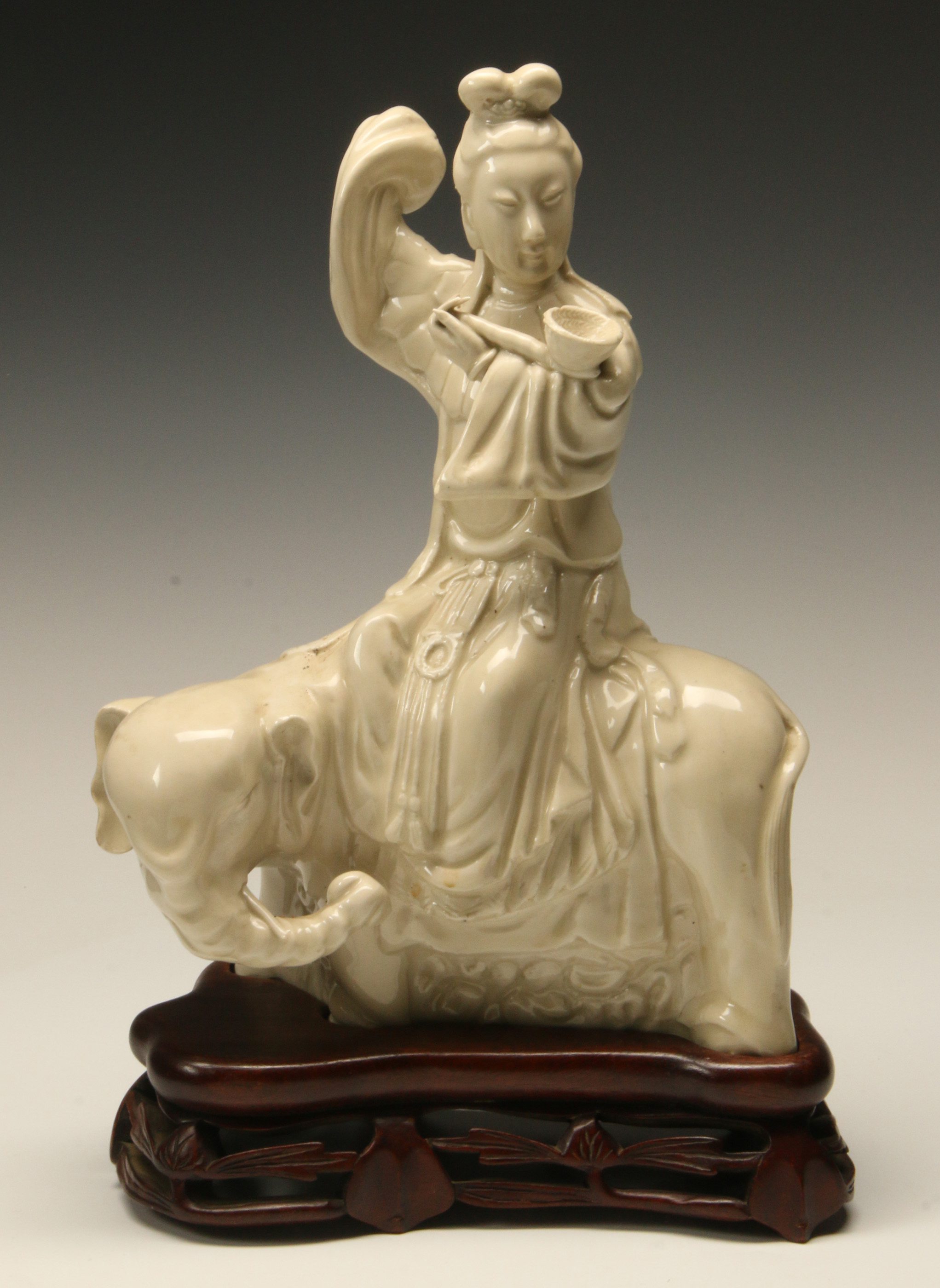 A CHINESE BLANC DE CHINE FIGURE OF SAMANTABHADRA