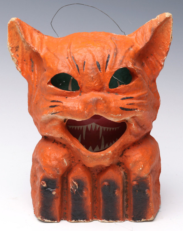 A VINTAGE PRESSED PAPER HALLOWEEN CAT LANTERN