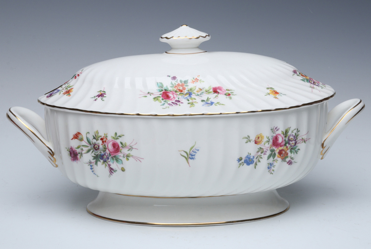 A MINTON 'MARLOW' OVAL TUREEN