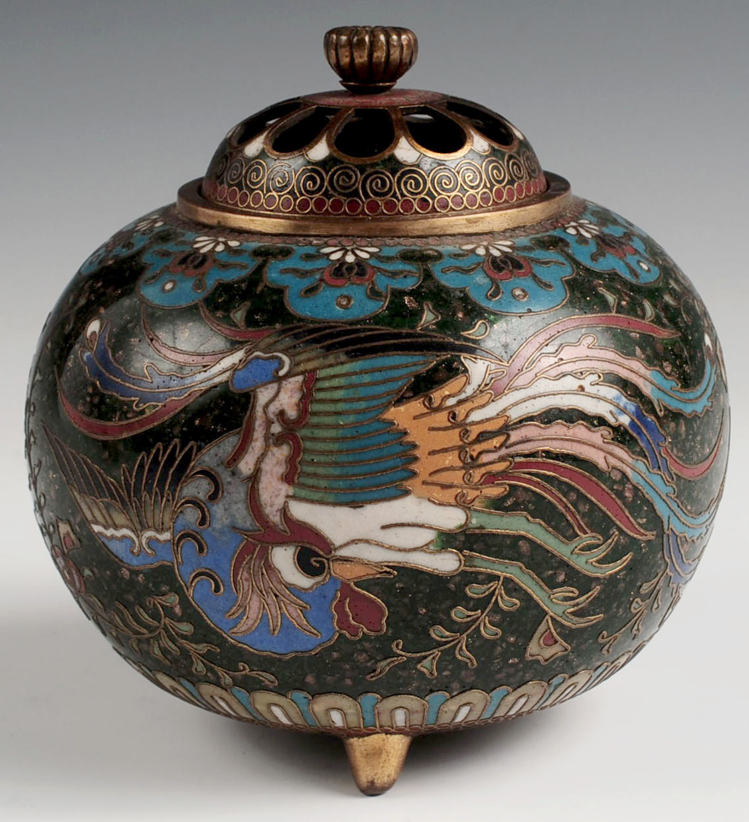 A MEIJI PERIOD JAPANESE CLOISONNE INCENSE BURNER