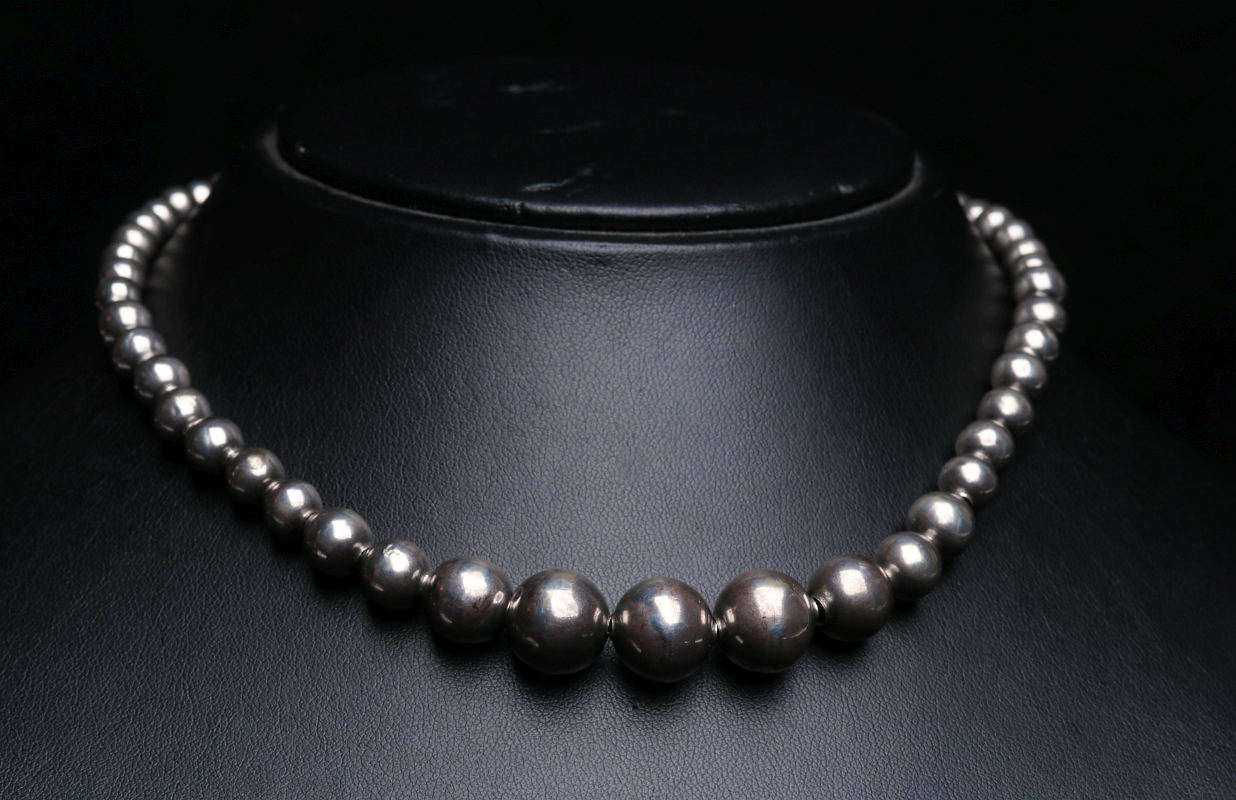 CHOKER LENGTH NECKLACE OF HANDMADE STERLING BEADS