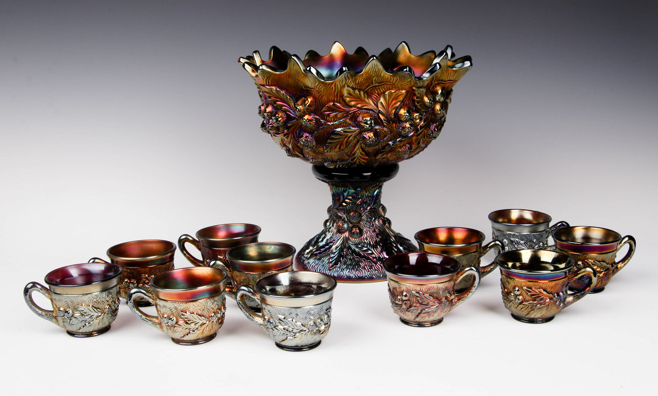 A NORTHWOOD BURR OAK PATTERN 12 PC PUNCH BOWL SET