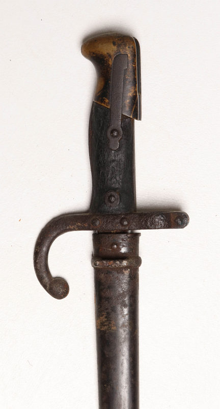 A 19TH CENTURY CONTINENTAL MILITARY BAYONET