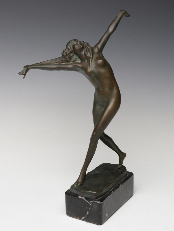 A FINE AUSTRIAN ART DECO BRONZE NUDE DANCER