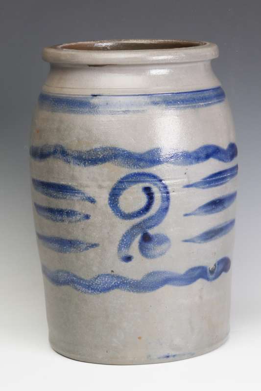 A 19TH C. AMERICAN BLUE DECORATED STONEWARE JAR