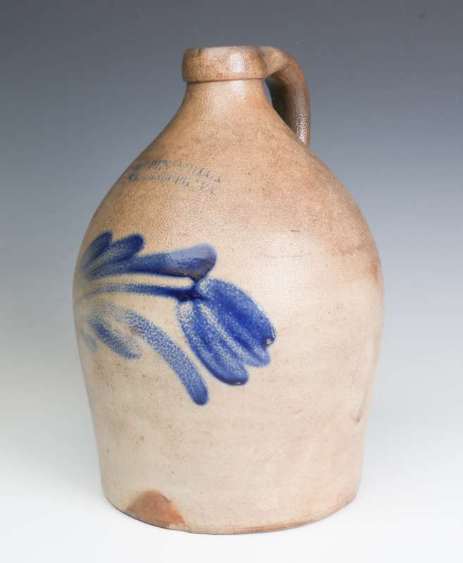 A 19TH C AMERICAN BLUE DECORATED STONEWARE JUG