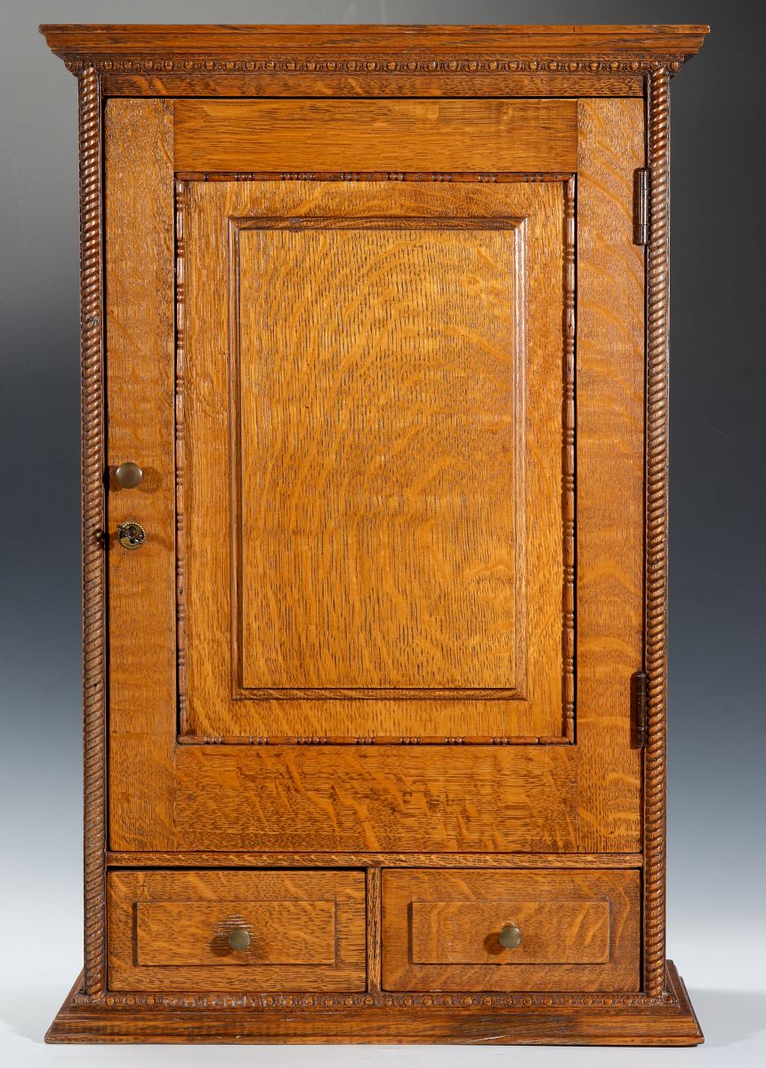 A HANDSOME OAK TABLETOP SHAVING CABINET C. 1900