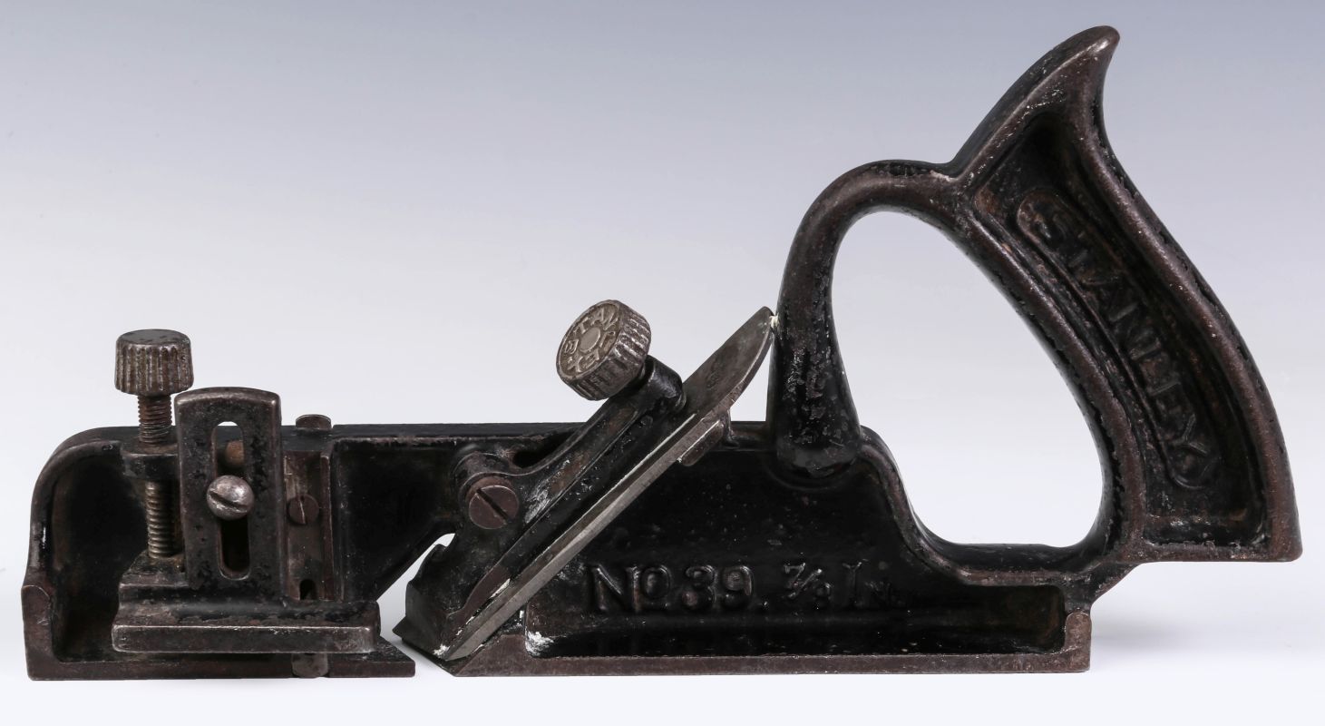 A STANLEY NO. 39-7/8 DADO PLANE