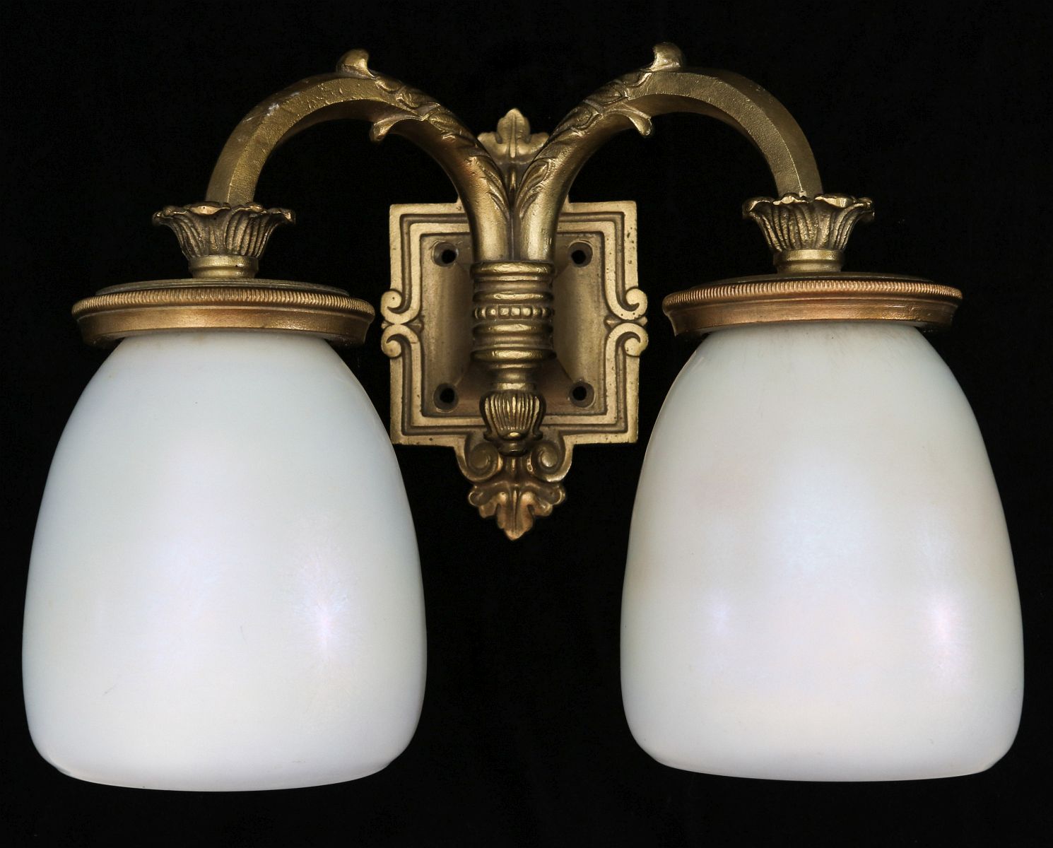 A PULLMAN CO. TWO-LIGHT RAILCAR SIDE LAMP