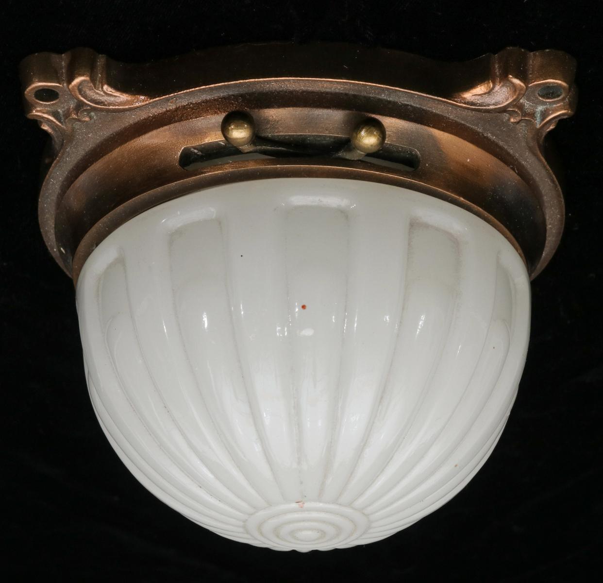 A 1920s SAFETY CAR CO. RAILCAR PASSAGEWAY LIGHT