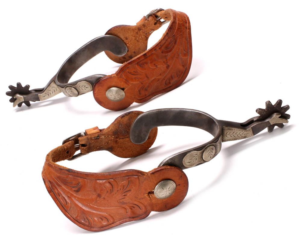 A PAIR OF ANTIQUE GAL LEG SPURS SIGNED CROCKETT