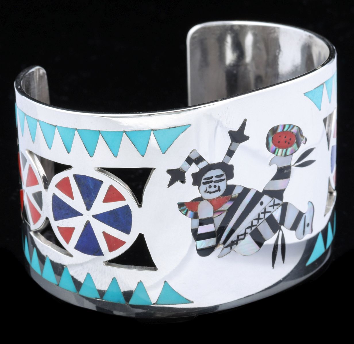 AN EXCEPTIONAL KOSHARI BRACELET SIGNED EDAAKIE