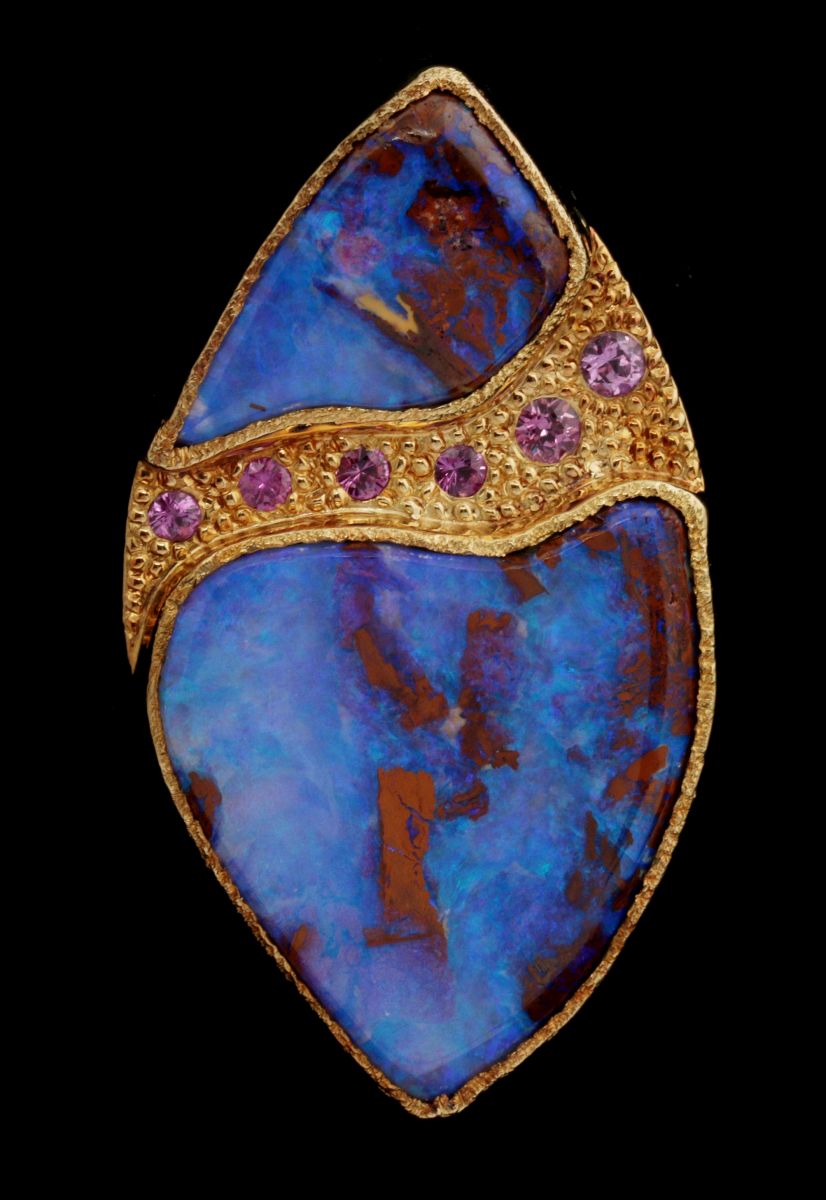 AN 18K BROOCH W/ OPAL & SAPPHIRE SIGNED MICKY ROOF