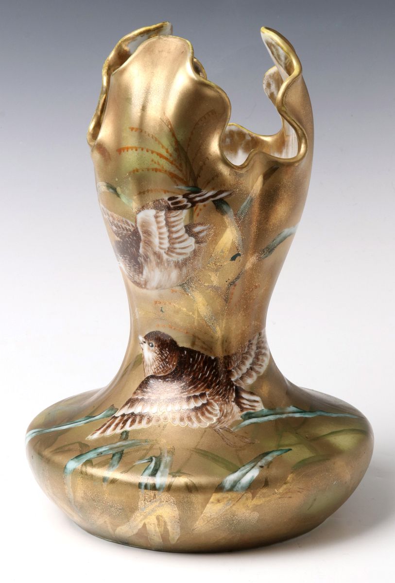 AN ART NOUVEAU CONTINENTAL PORCELAIN VASE