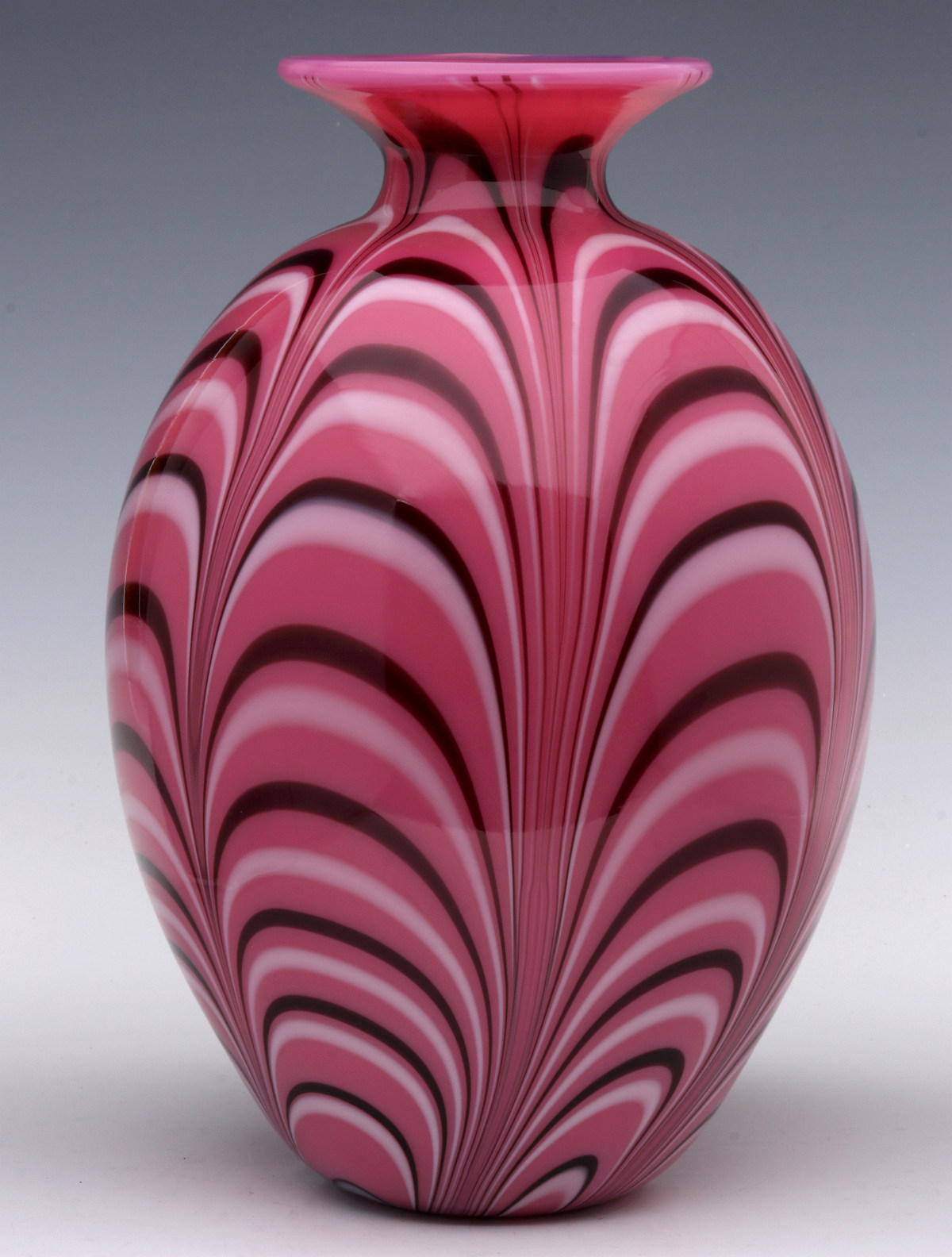 A 1975 FENTON ROBERT BARBER HYACINTH FEATHER VASE