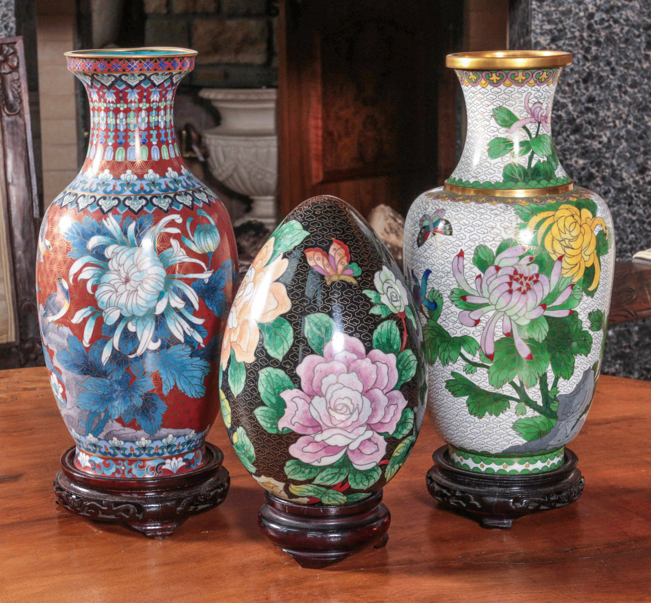 THREE LATE 20TH CENTURY CLOISONNE ENAMEL OBJECTS