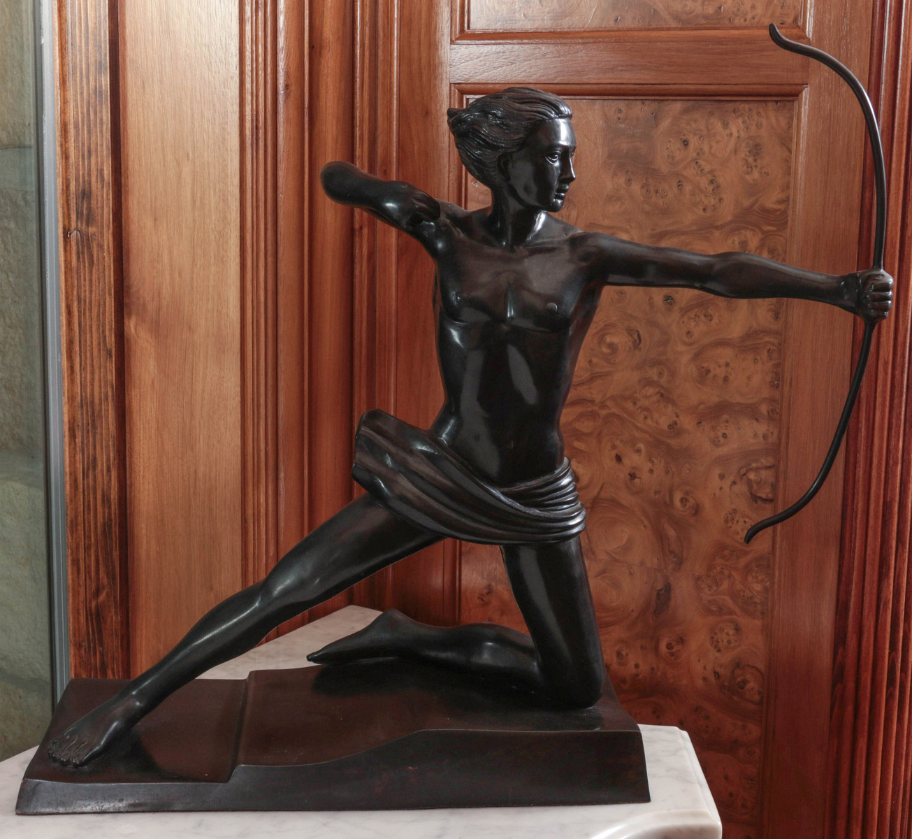 A 20TH C. BRONZE SCULPTURE OF GODDESS DIANA