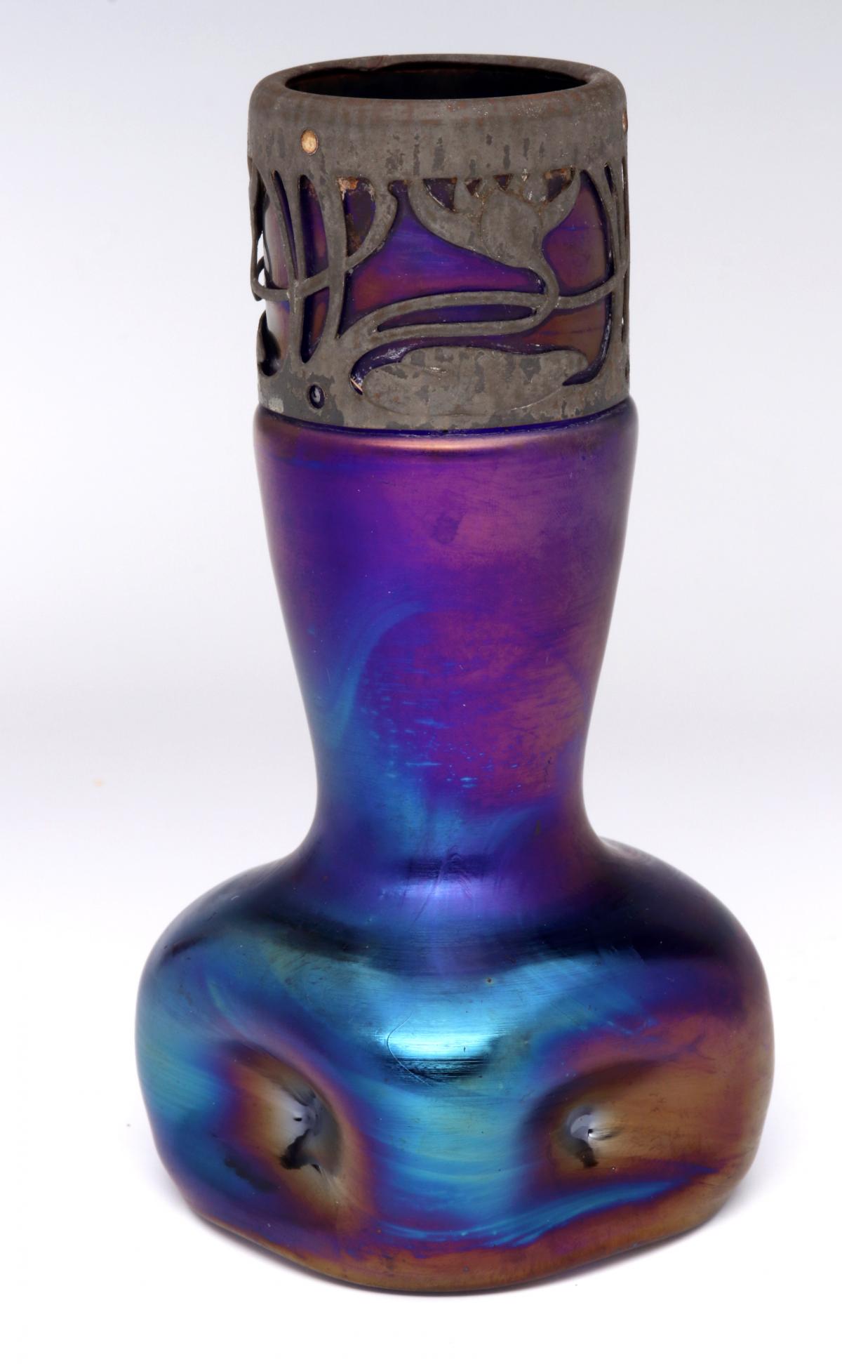 AN AUSTRIAN ART GLASS VASE WITH METAL CLAD COLLAR