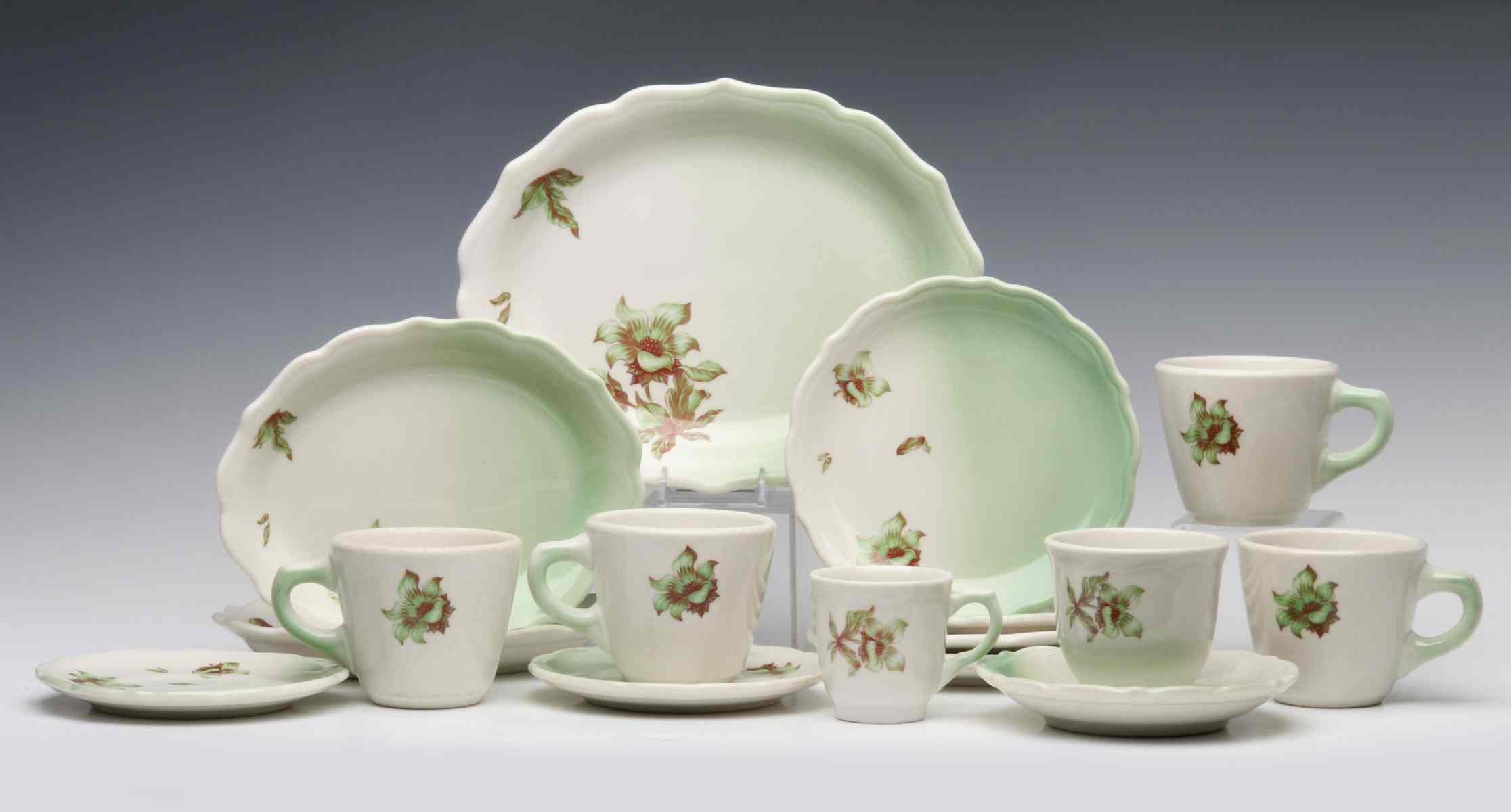 SIXTEEN PCS OF UNION PACIFIC DESERT FLOWER CHINA