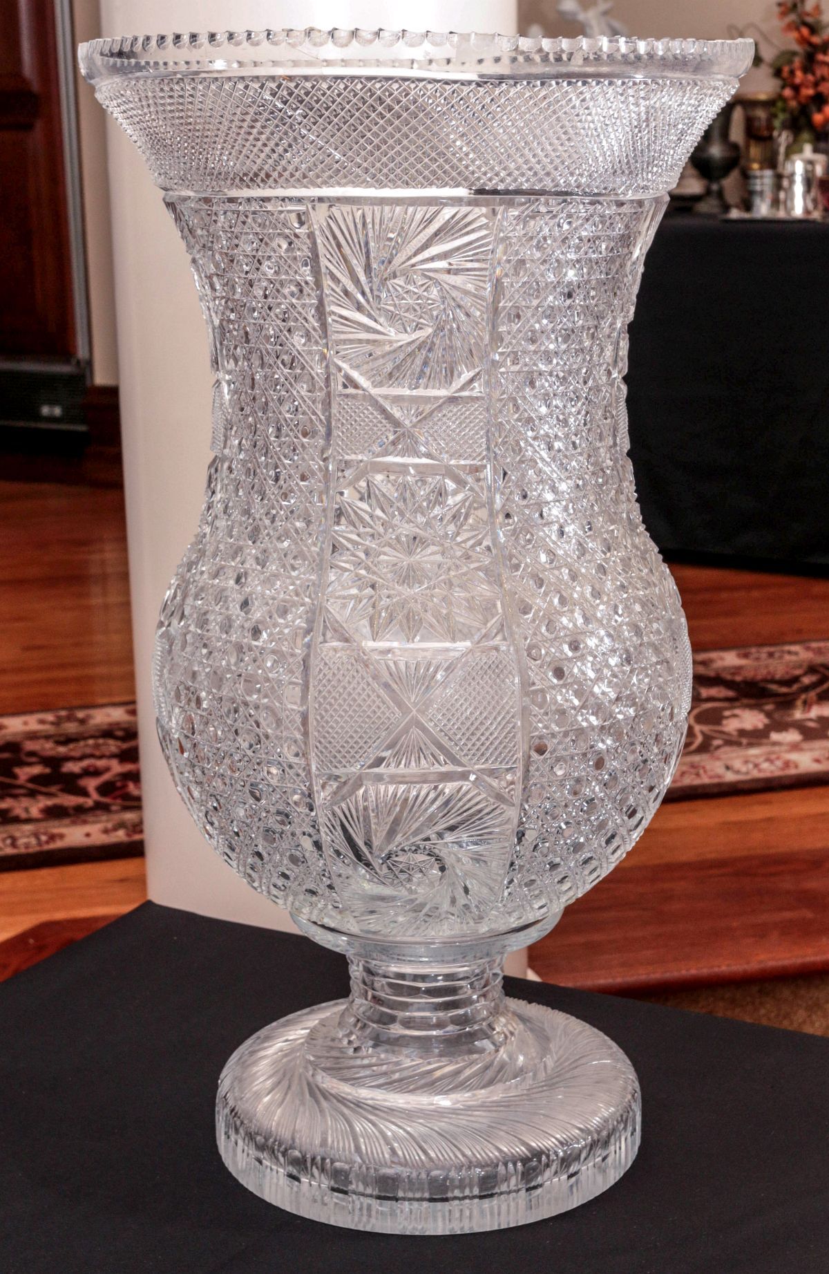 A CONTEMPORARY 24-INCH CUT CRYSTAL VASE