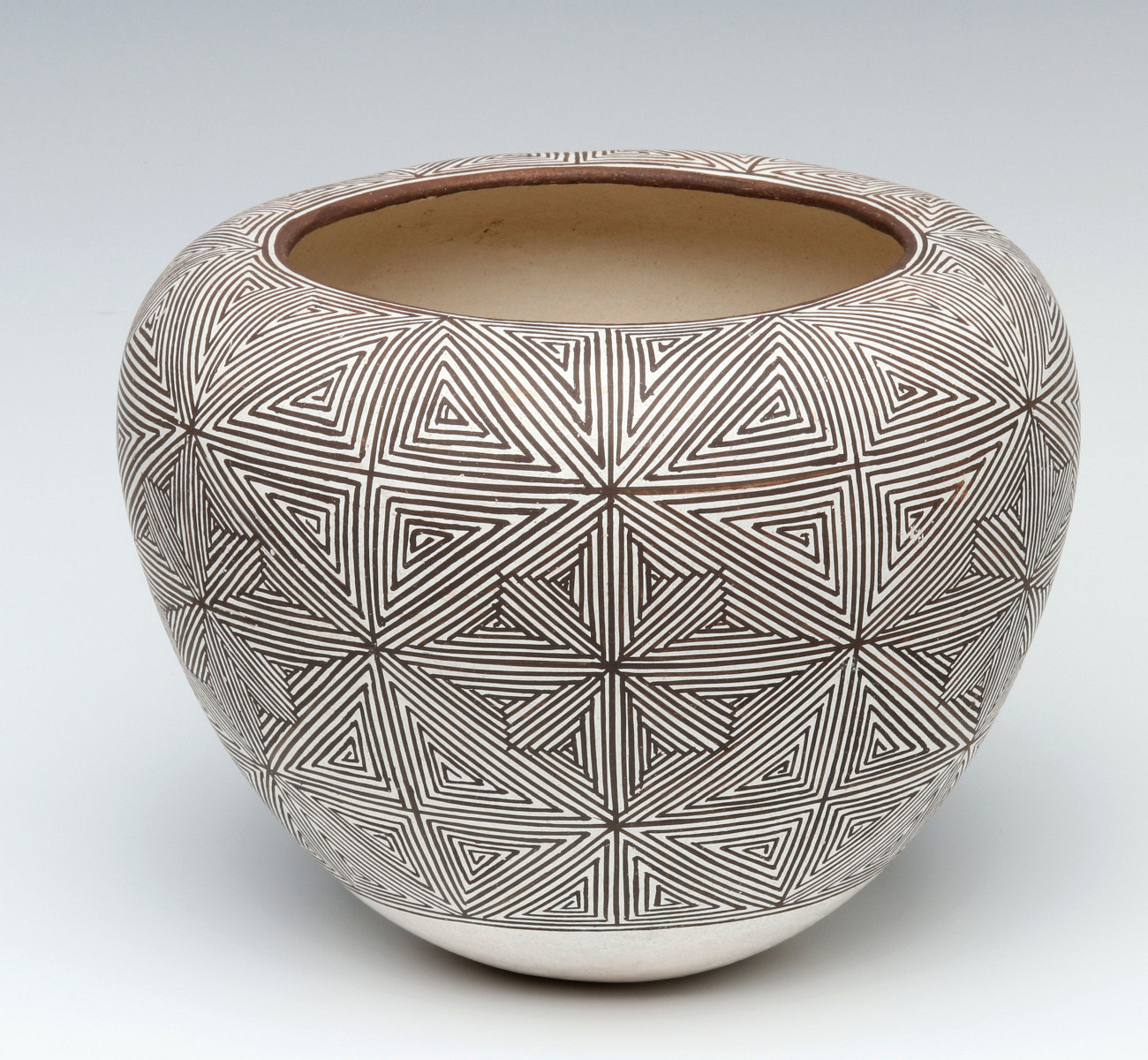 JUANA LENO (1917-2000) ACOMA POTTERY JAR