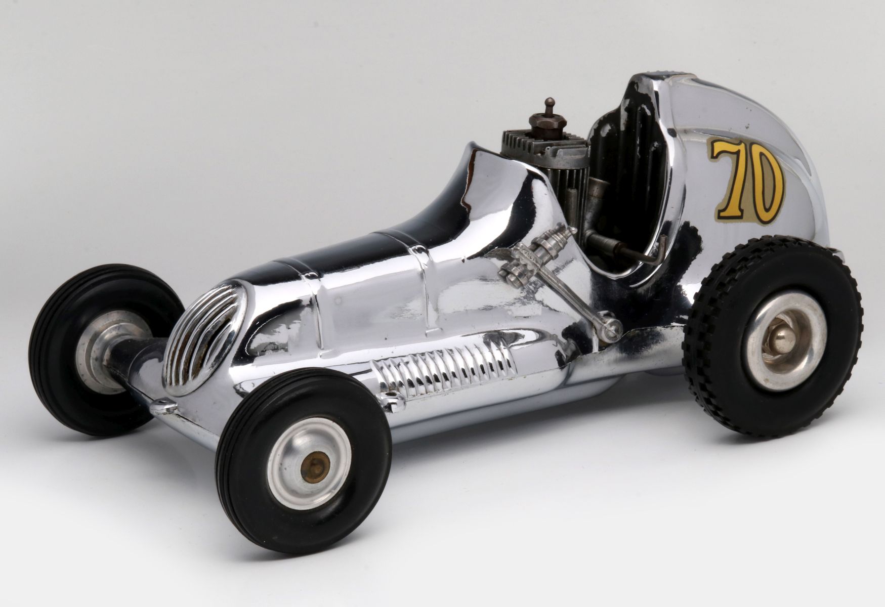 A ROY COX THIMBLE DROME CHROMED ALUMINUM TETHER CAR