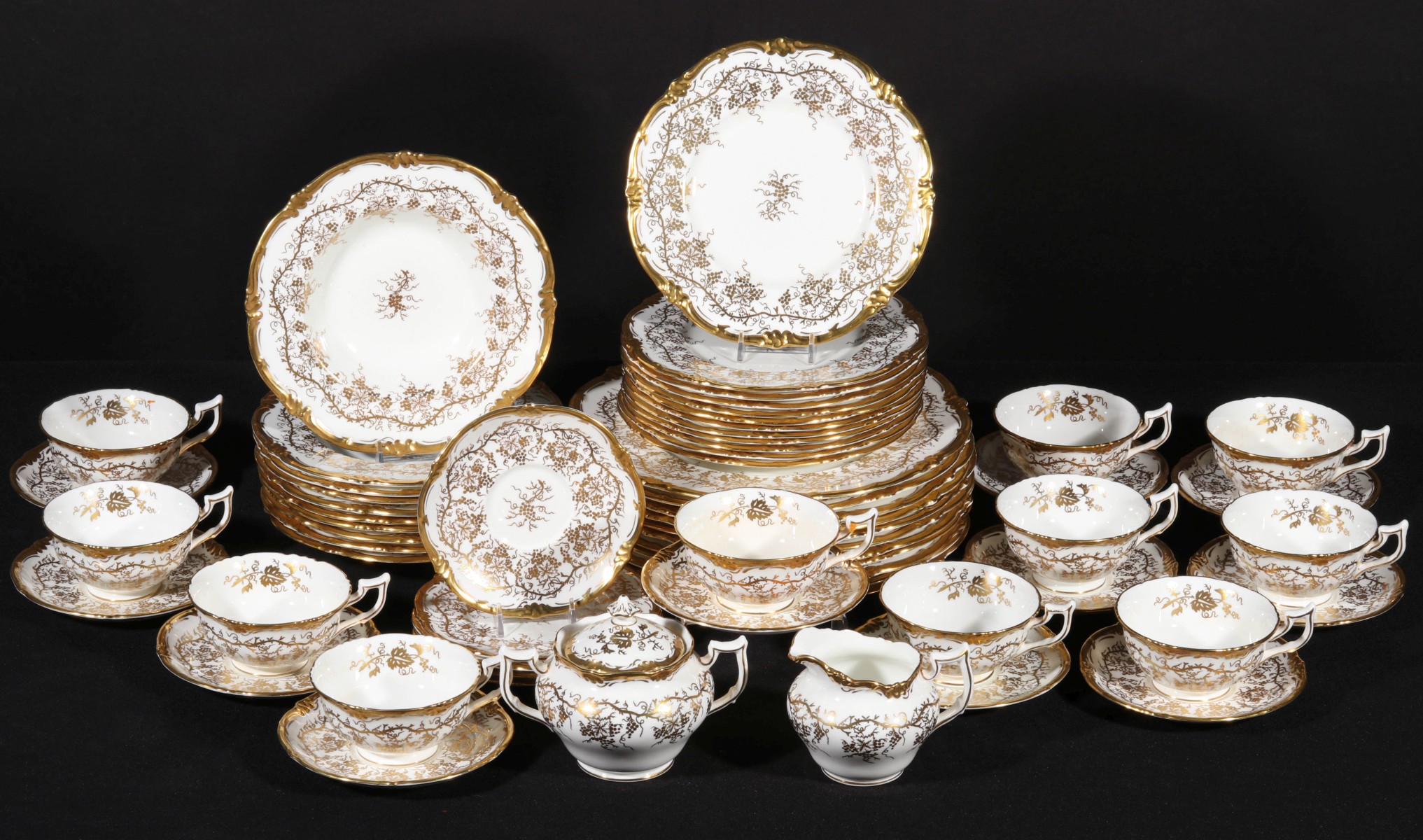 A 62-PC. SET OF COALPORT 'KING'S PLATE' FINE BONE CHINA