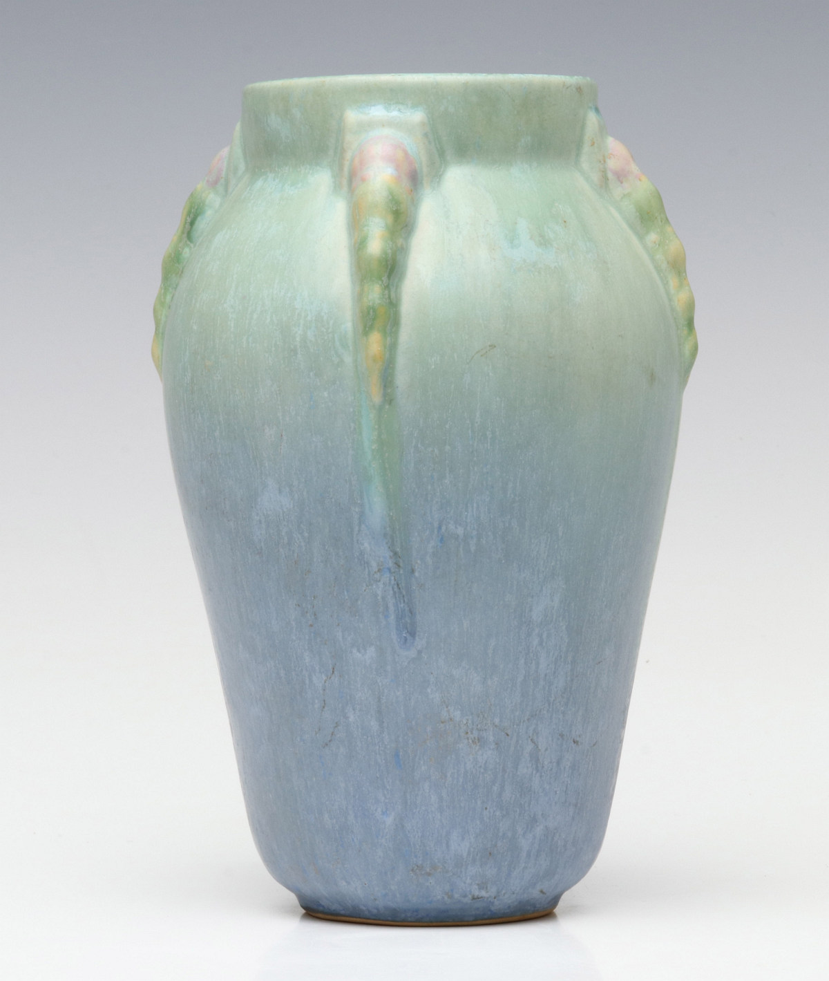 A ROSEVILLE 'TOPEO' VASE CIRCA 1934