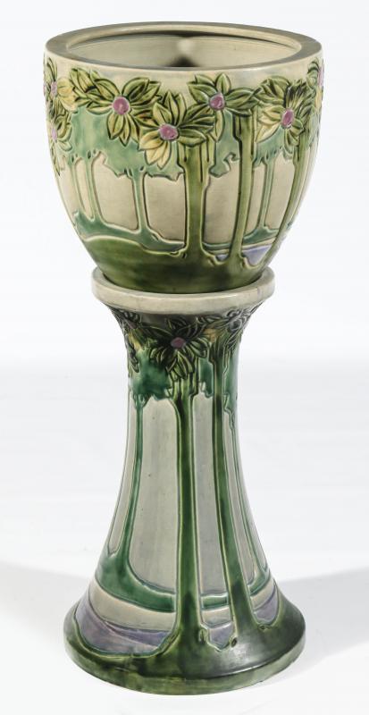 A ROSEVILLE 'VISTA' ART POTTERY JARDINIERE / PEDES