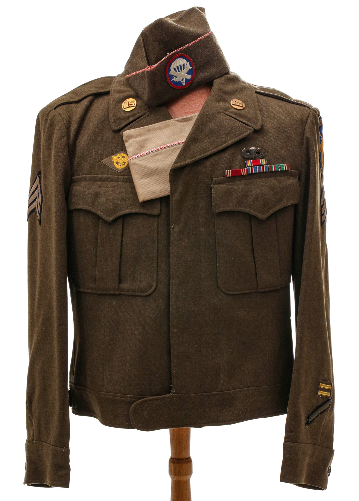 13TH AIRBORNE IKE JACKET W/ INSIGNIA, PARACHUTE BADGE