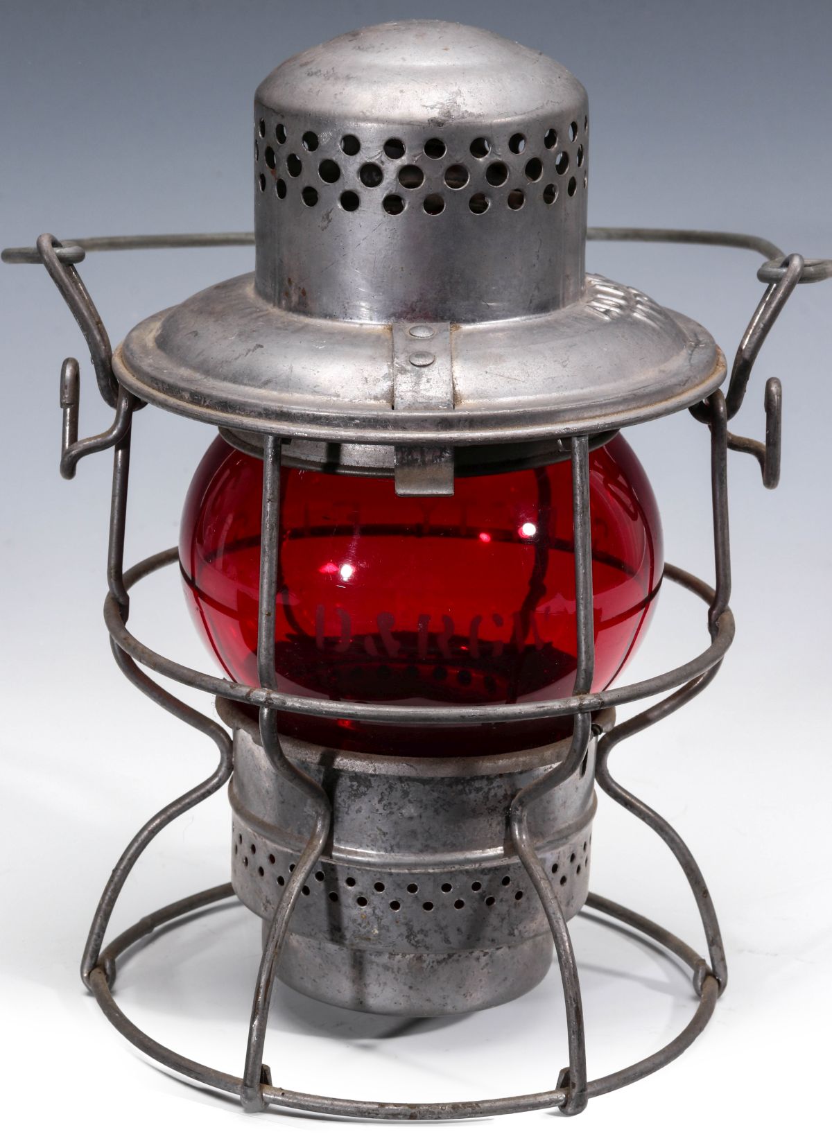 DENVER & RIO GRANDE WESTERN R.R. RED GLOBE LANTERN