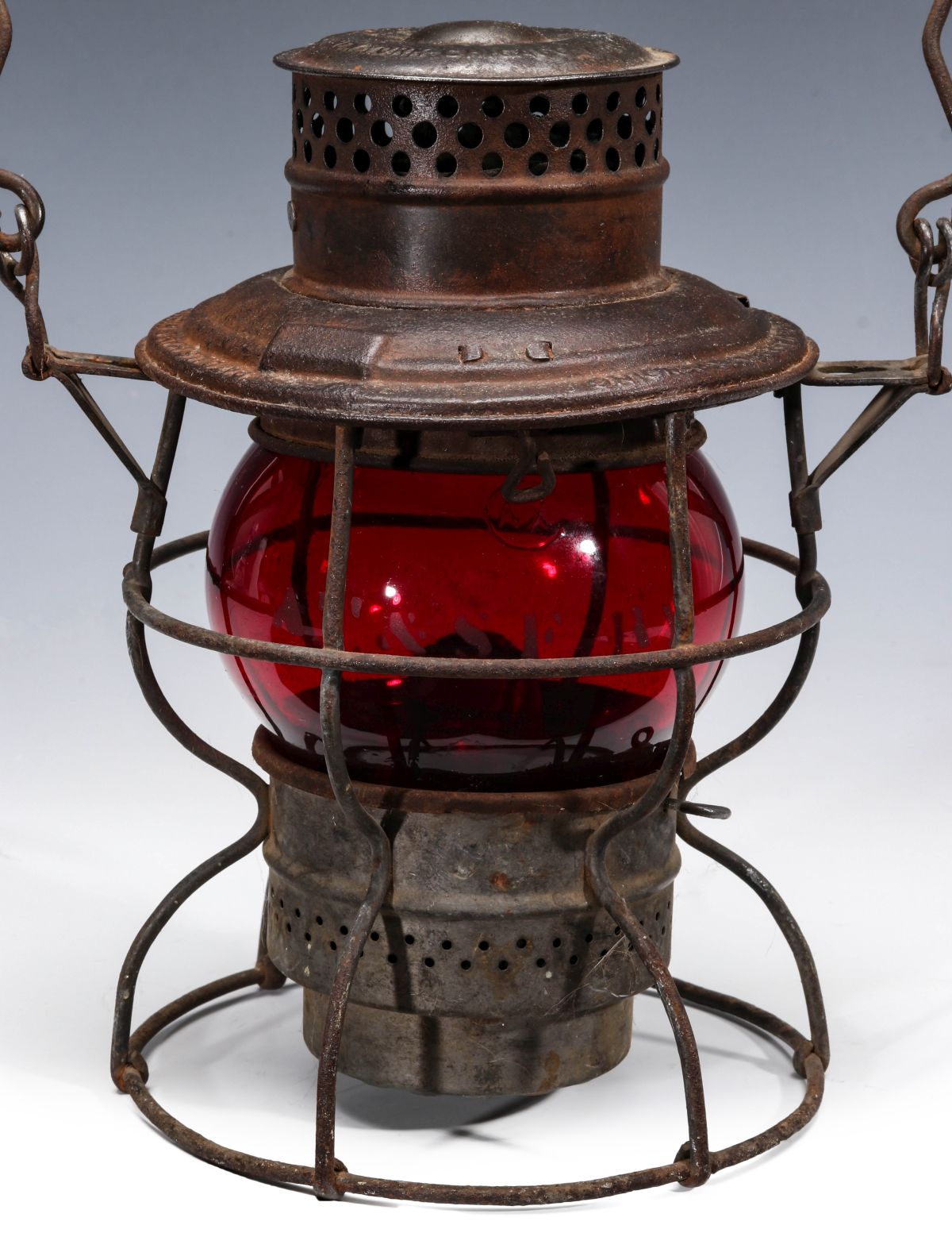 ATCHISON, TOPEKA & SANTA FE RY. RED ADLAKE LANTERN