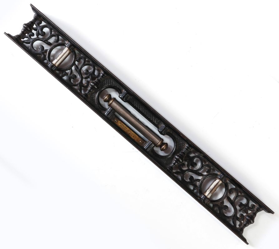 A LATE 19TH CENTURY DAVIS CAST IRON LEVEL