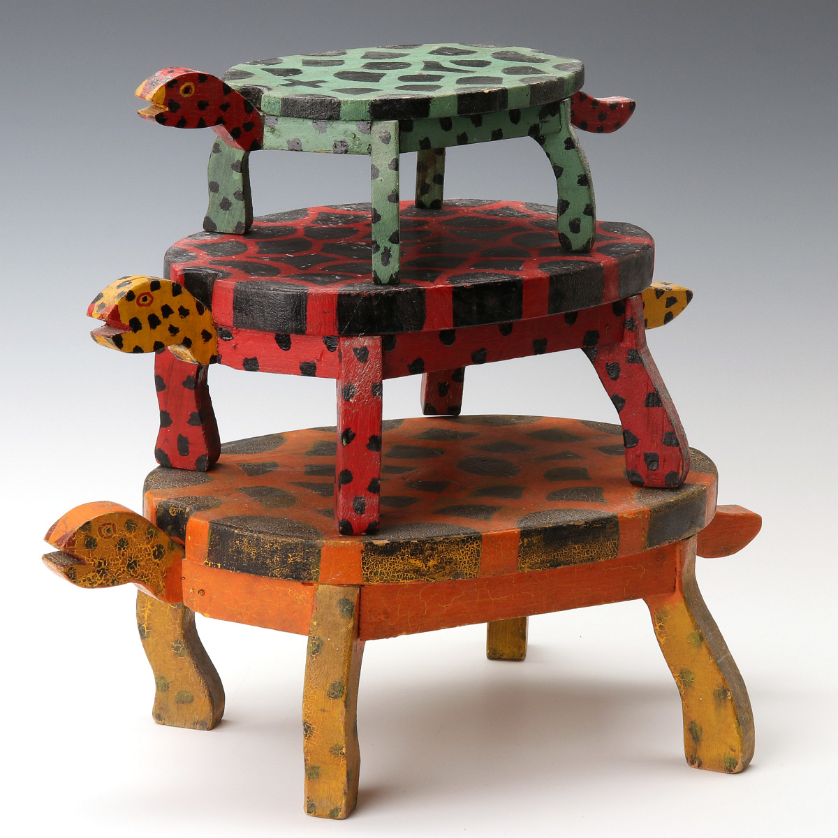 EARLY 20TH C. FOLK ART TURTLE FORM PAINTED WOOD STOOLS