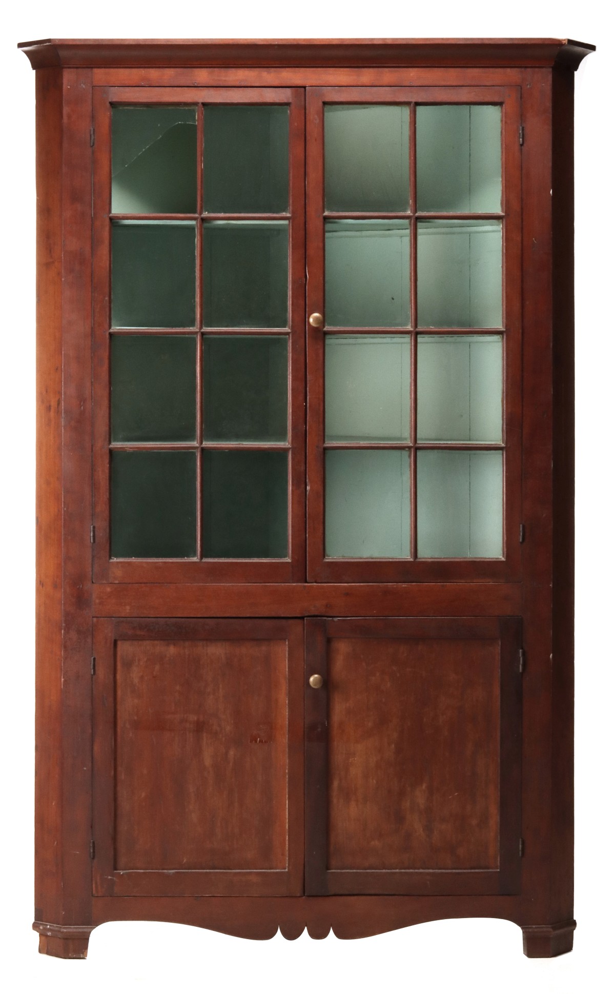 A MID 19TH CENTURY AMERICAN CHERRY CORNER CUPBOARD