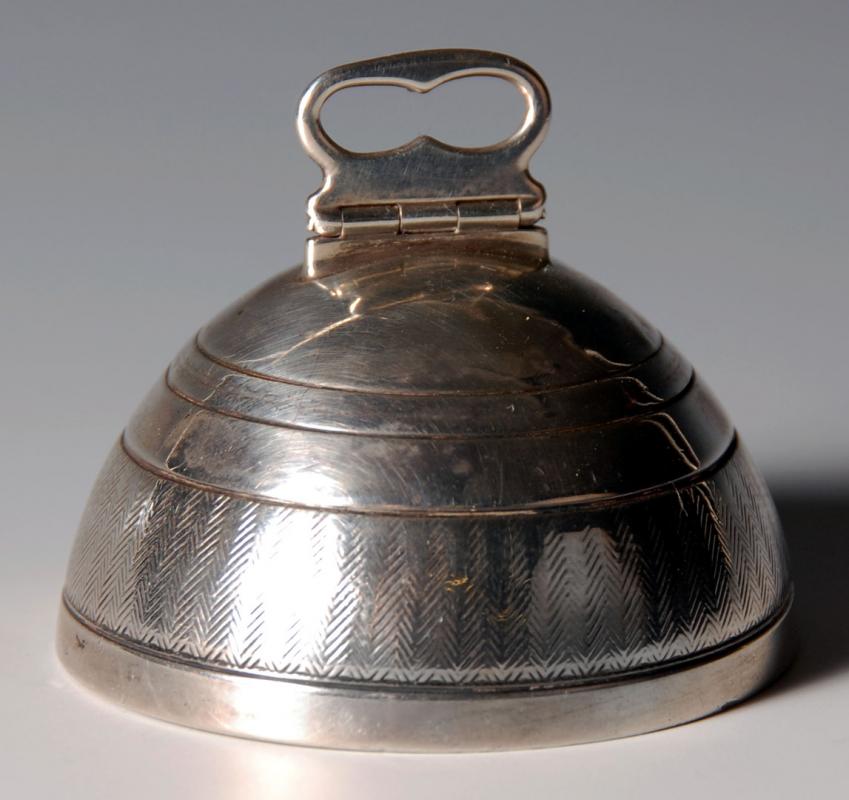 AN 84 STANDARD RUSSIAN SILVER BELL DATED 1833