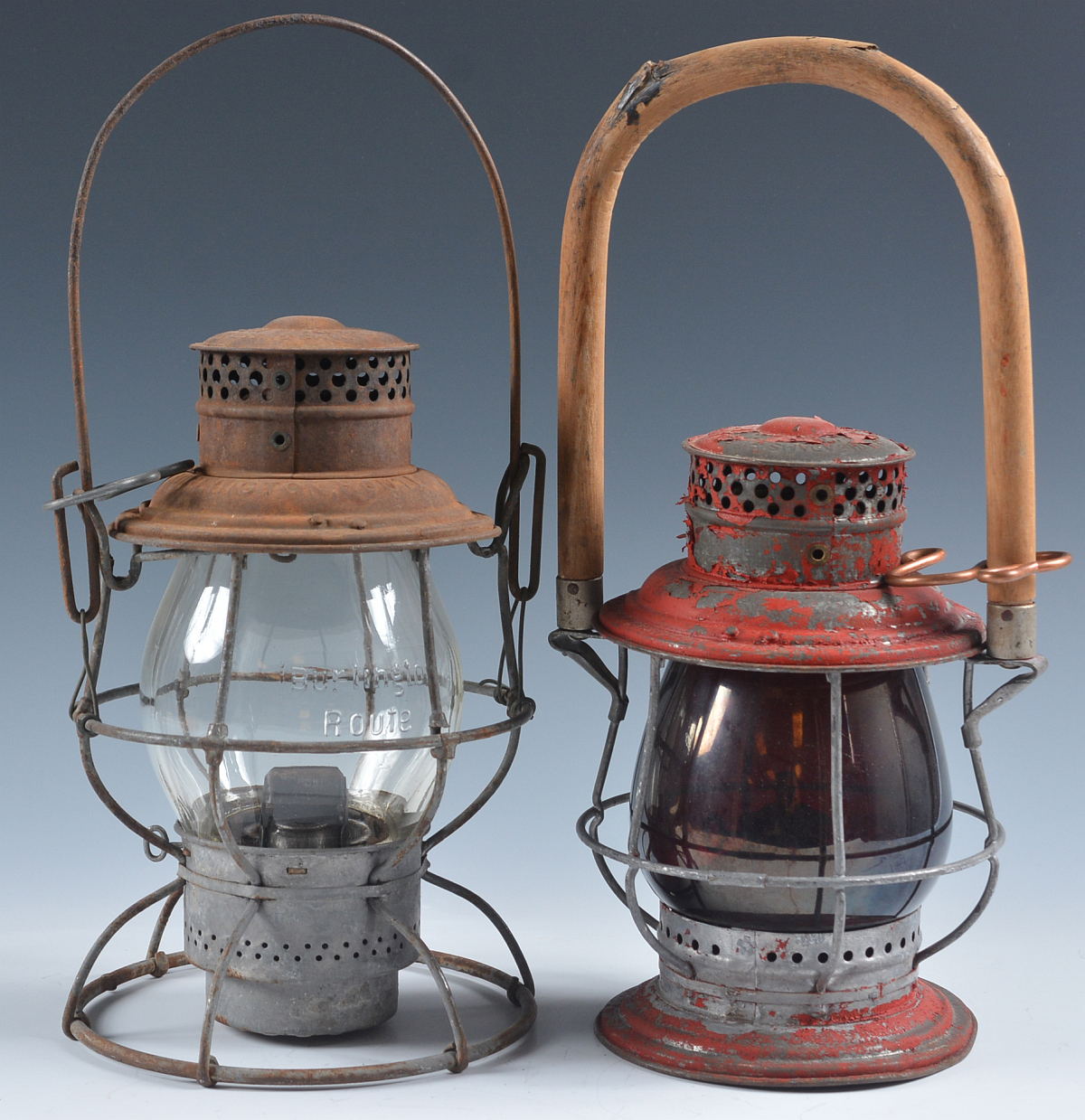 AN ADLAKE RELIABLE RR LANTERN FOR BURLINGTON ROUTE