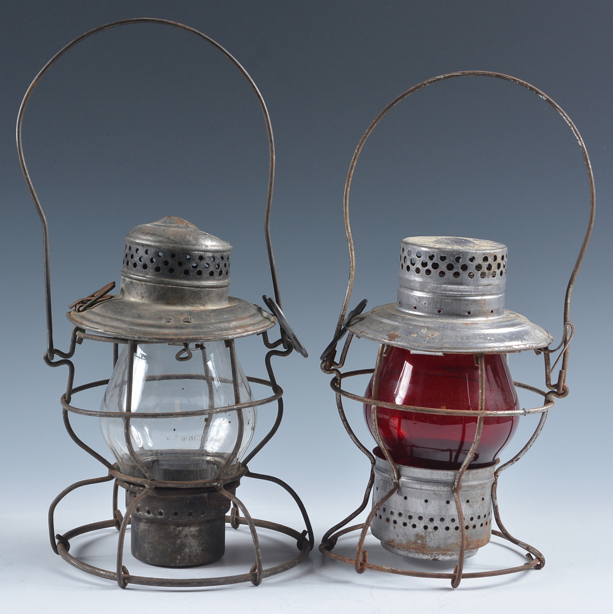 TALL GLOBE RAILROAD LANTERNS FOR M.K.T. AND MoPAC