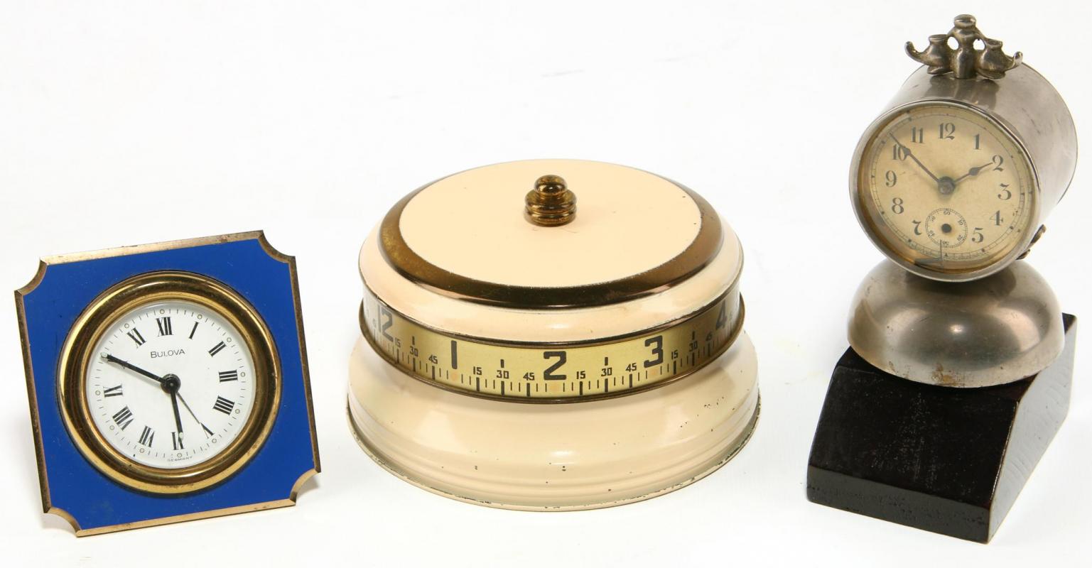 THREE SMALL VINTAGE CLOCKS