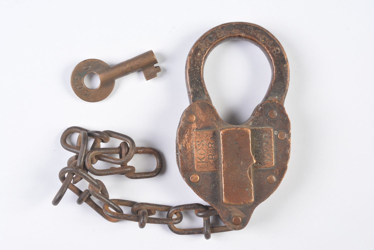 A KANSAS CITY SOUTHERN RAILWAY PADLOCK WITH KEY