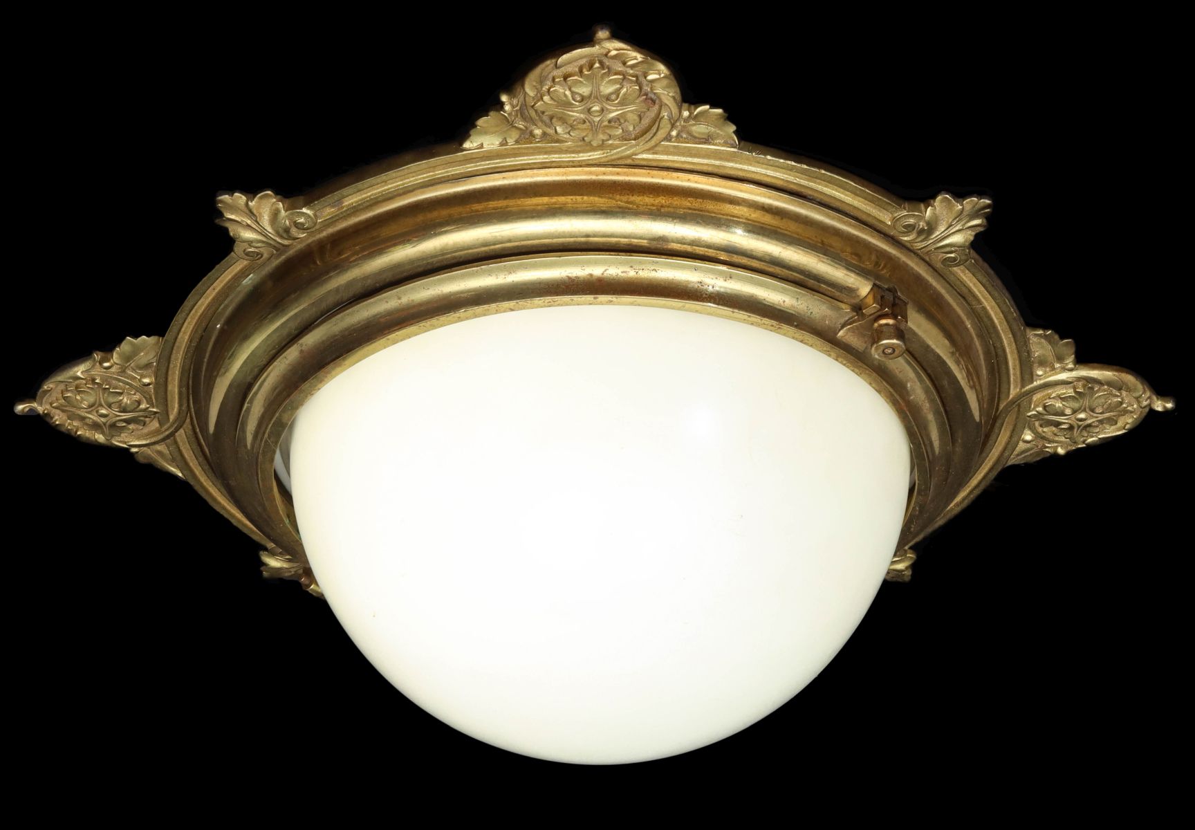 AN ORNATE CAST BRASS AND ART GLASS PULLMAN CAR FIXTURE