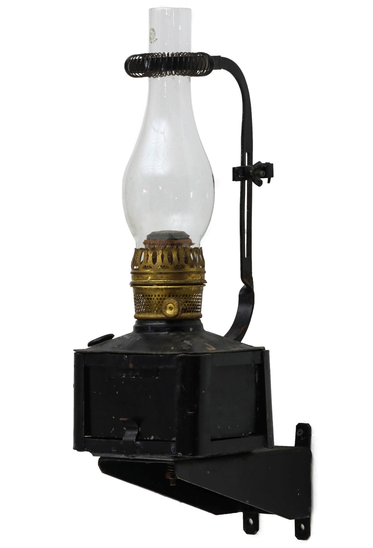 A HANDLAN WALL MOUNT CABOOSE LAMP