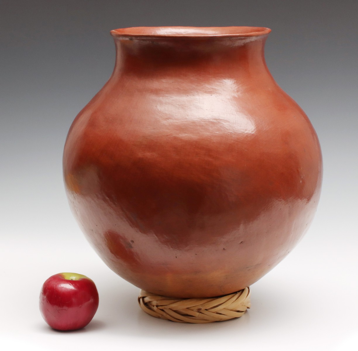 A 15 x 13 INCH SANTA CLARA REDWARE STORAGE JAR