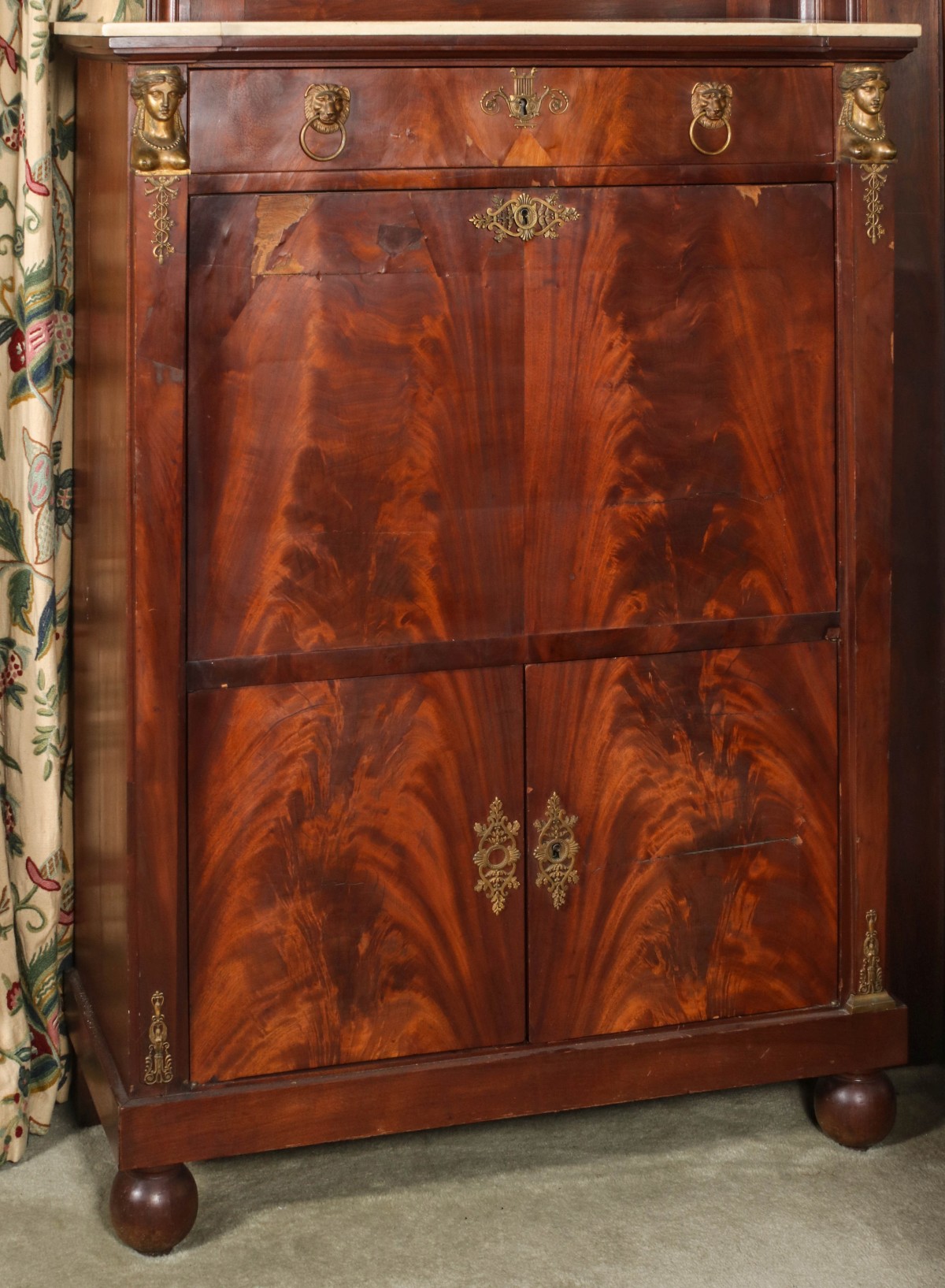 A 19TH CENTURY FRENCH FIRST EMPIRE SECRETAIRE ABATTANT