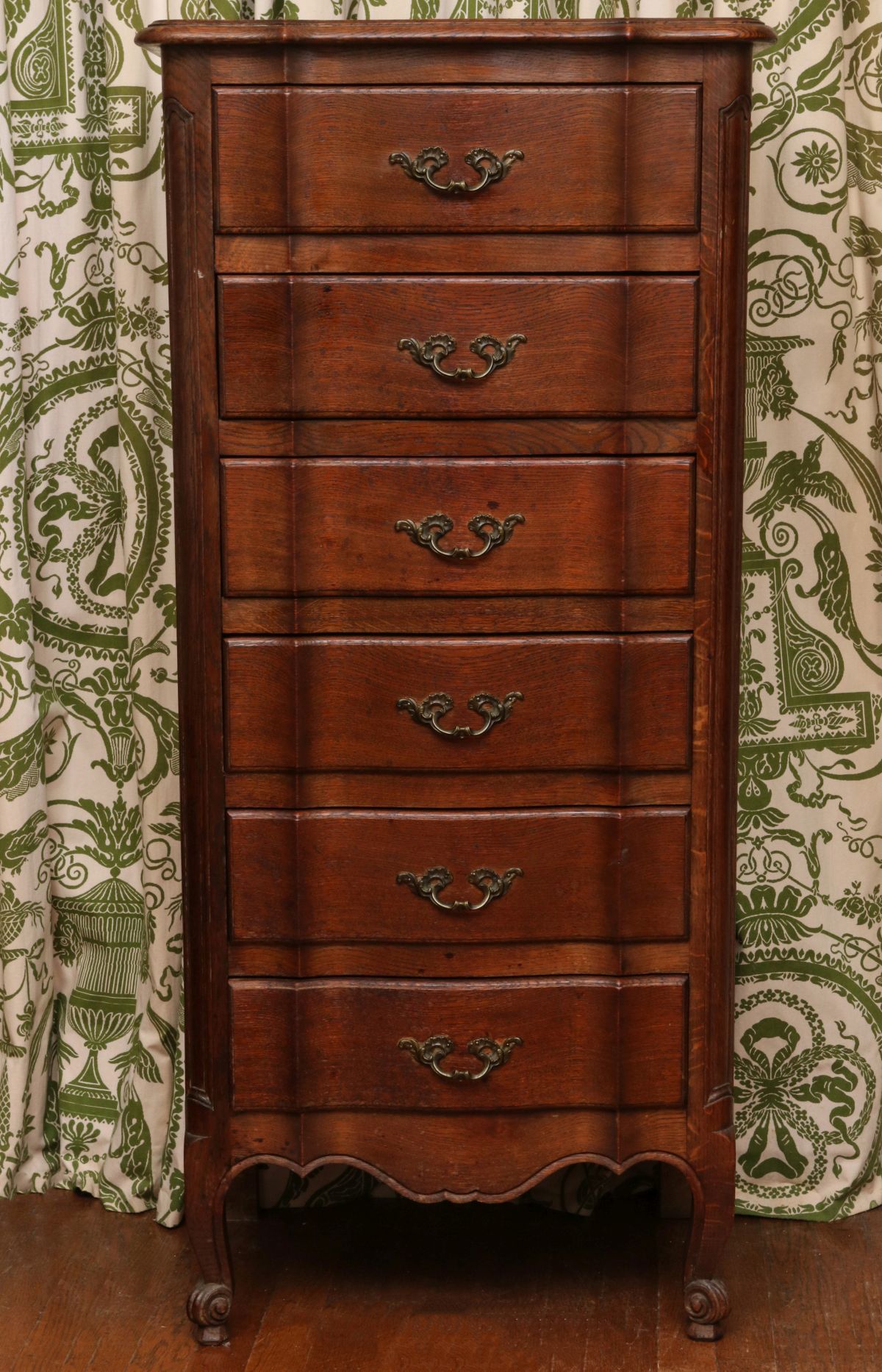 A LOUIS XV STYLE SIX DRAWER OAK LINGERIE CHEST