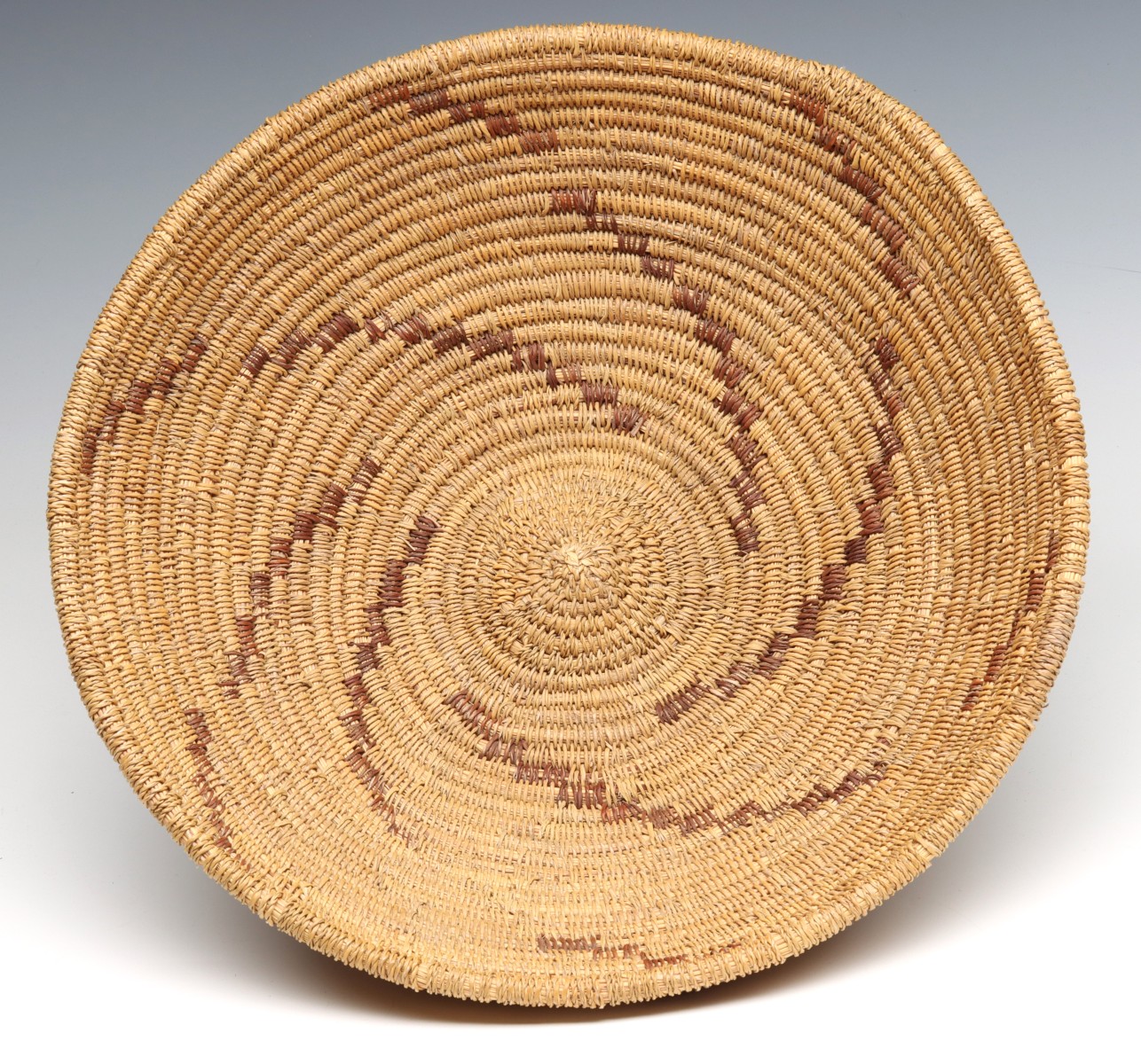 A TWO-COLOR TOHONO O'ODHAM PAPAGO BASKETRY BOWL