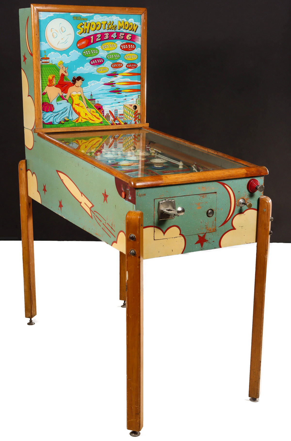 A WILLIAMS SHOOT THE MOON PINBALL GAME CIRCA 1951